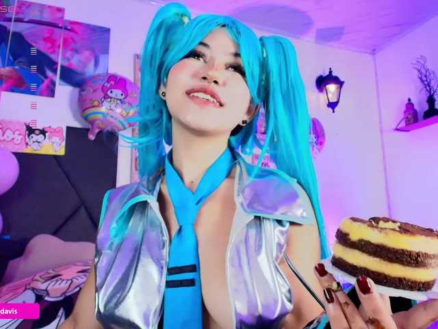 Zaradavis's BongaCams show and profile