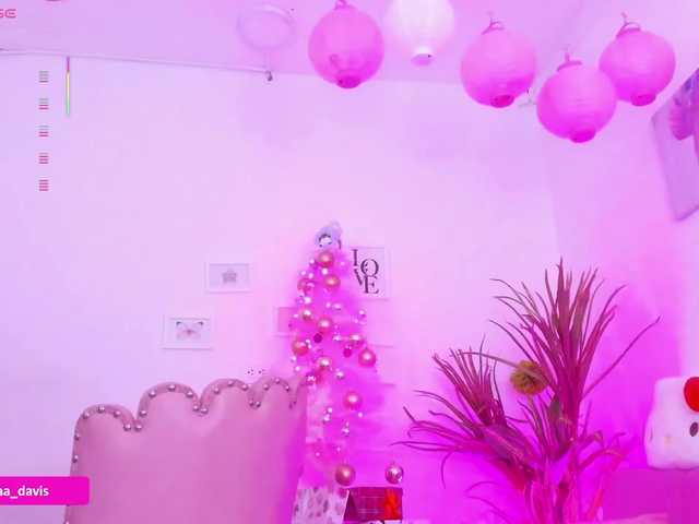 Zaradavis's BongaCams show and profile