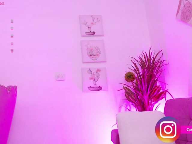Discover Zaradavis from BongaCams