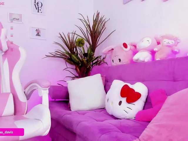 Zaradavis's BongaCams show and profile