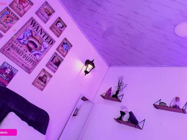 Zaradavis's BongaCams show and profile