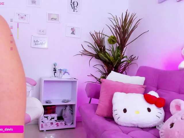 Zaradavis's BongaCams show and profile