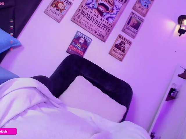 Zaradavis's BongaCams show and profile