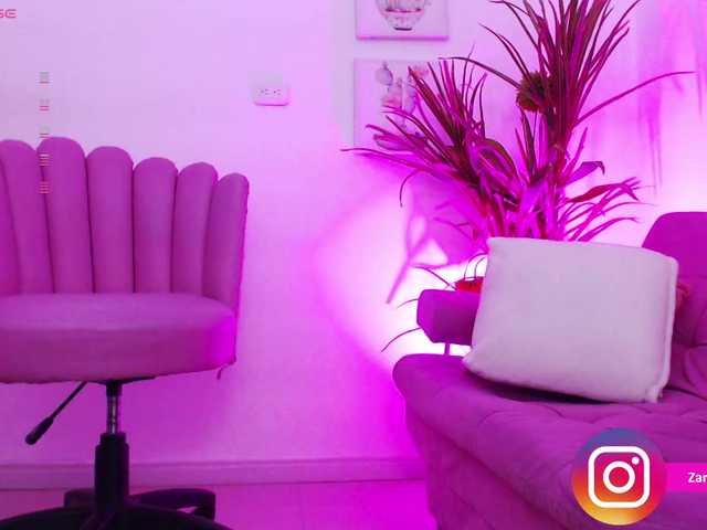 Discover Zaradavis from BongaCams