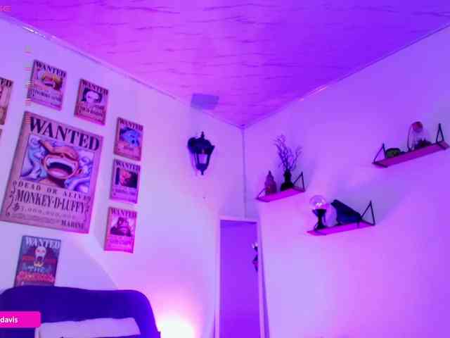 Zaradavis Live Webcam on BongaCams