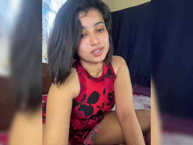 EleenaTylor Live Webcam on BongaCams