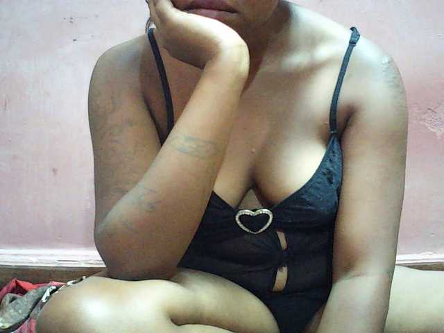 valeria223's BongaCams show and profile