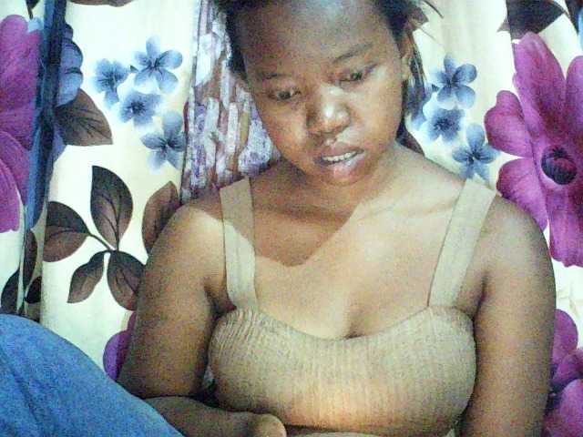 valeria223, une amatrice française avec qui discuter et avoir du sexe