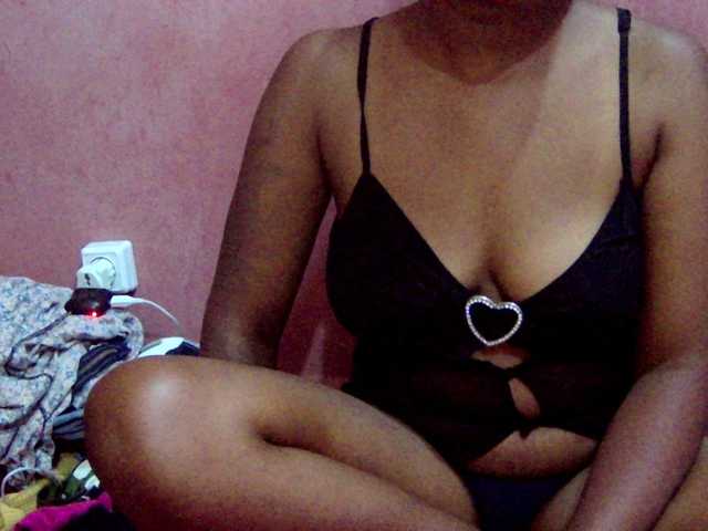 valeria223's BongaCams show and profile
