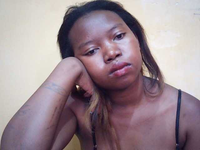 valeria223's BongaCams show and profile