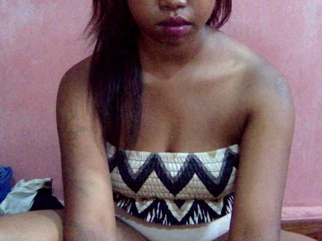 valeria223's BongaCams show and profile