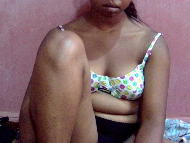 valeria223's BongaCams show and profile