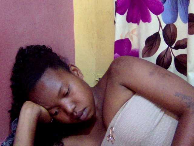 valeria223's BongaCams show and profile