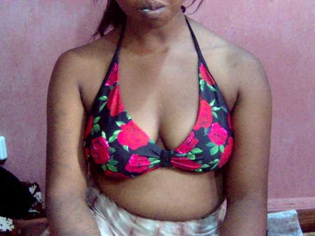 valeria223's BongaCams show and profile