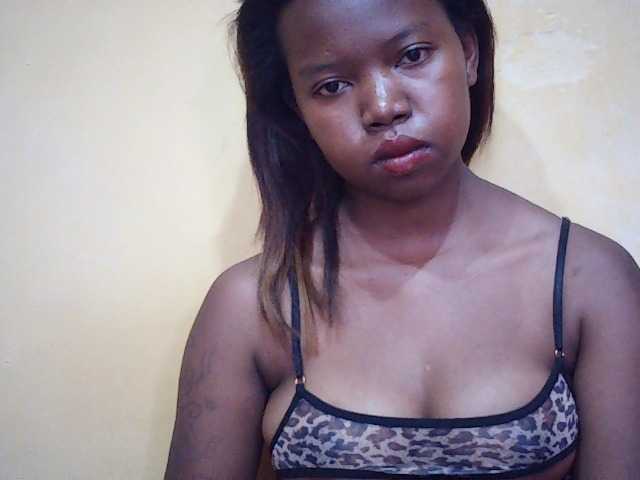 valeria223's BongaCams show and profile