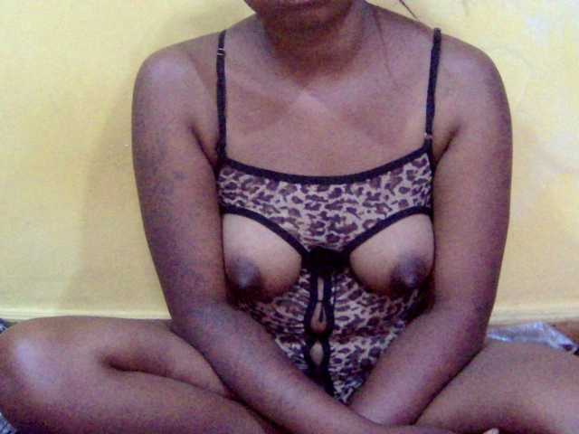 valeria223's BongaCams show and profile