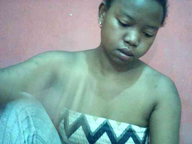 valeria223 webcam