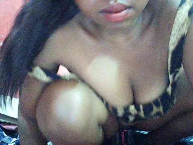 valeria223 webcam