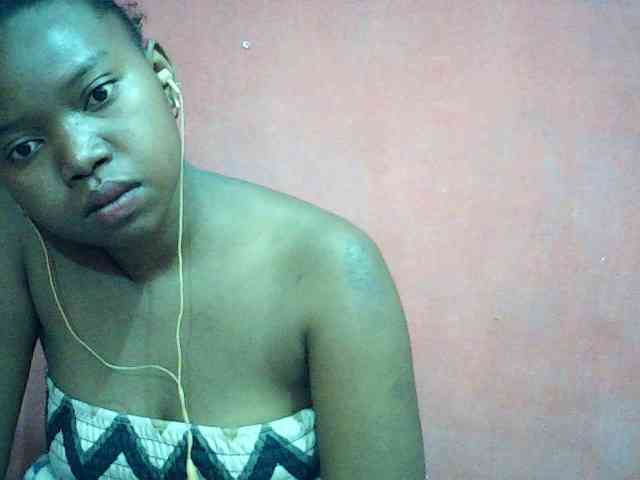 valeria223 webcam