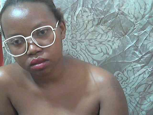 valeria223 webcam