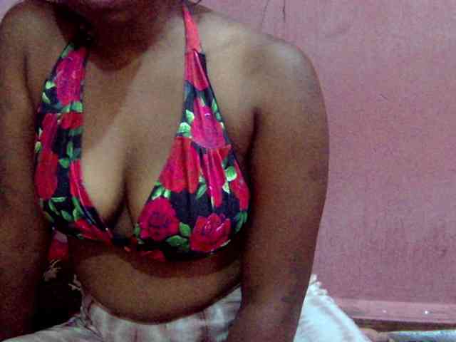 valeria223 webcam