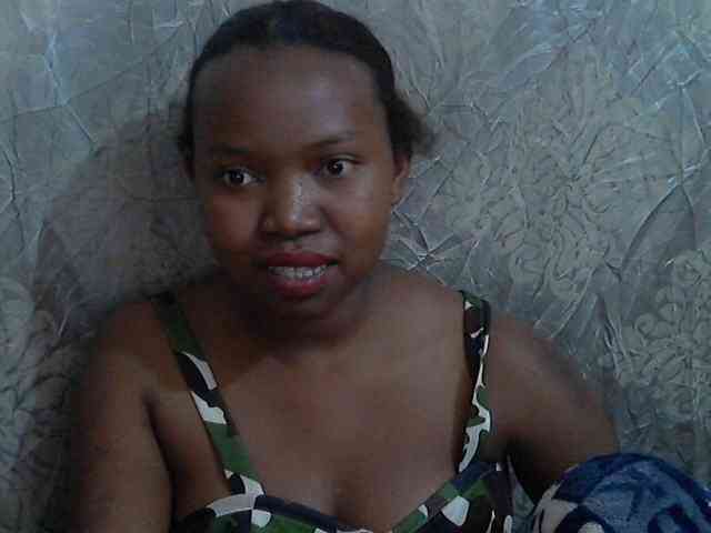 valeria223 webcam