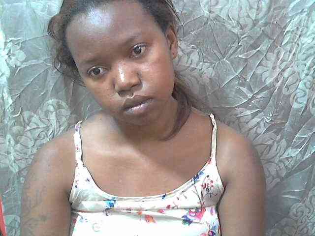 valeria223 webcam