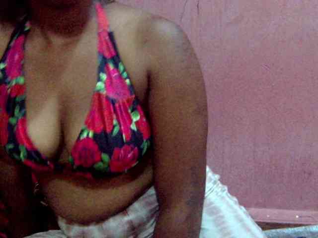 valeria223 webcam