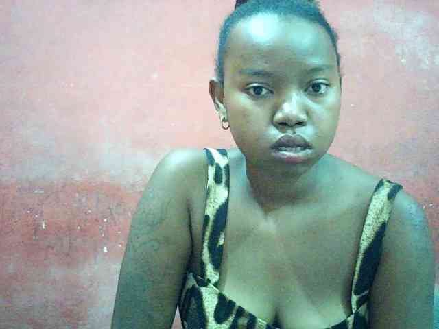 valeria223 webcam