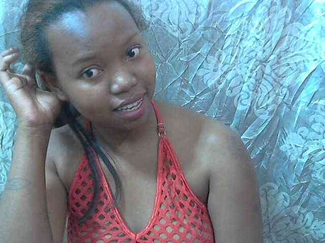 valeria223 webcam
