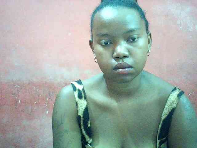 valeria223 webcam