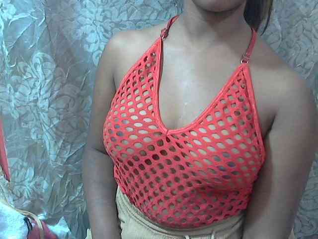 valeria223 webcam