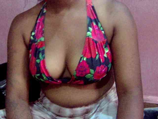 valeria223 webcam