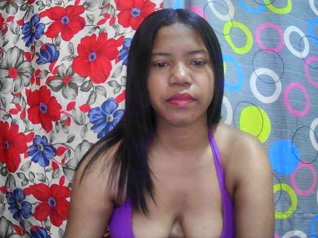 lesly11 webcam