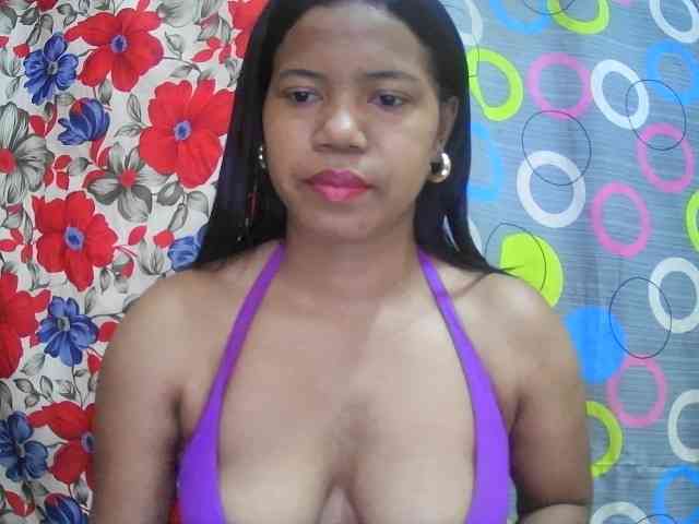 lesly11 webcam