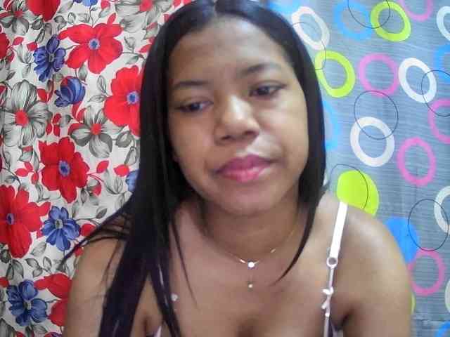 lesly11 webcam