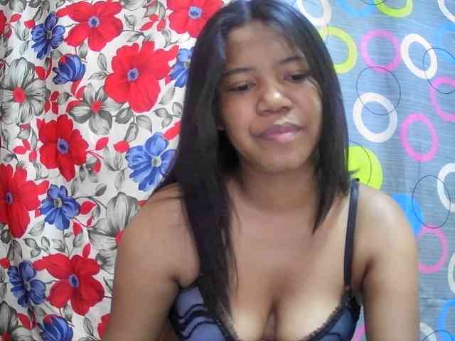 lesly11 webcam