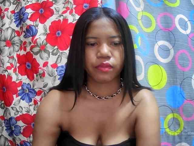 lesly11 webcam