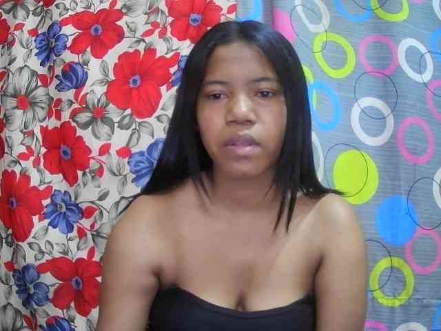 lesly11 webcam