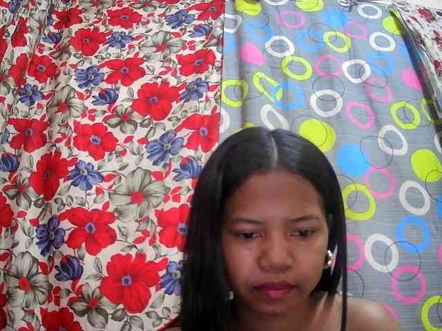 lesly11 webcam