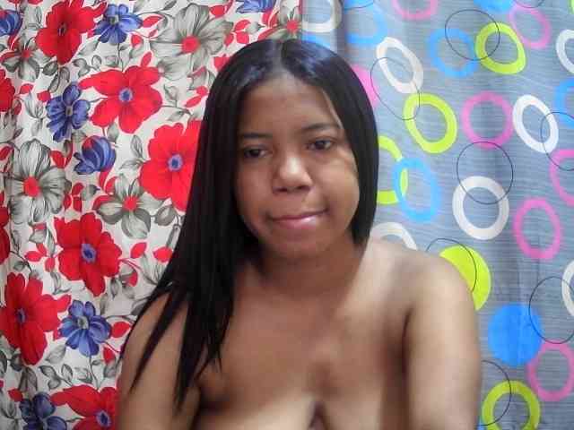 lesly11 webcam