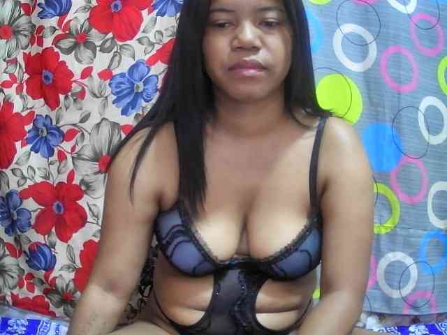 lesly11 webcam