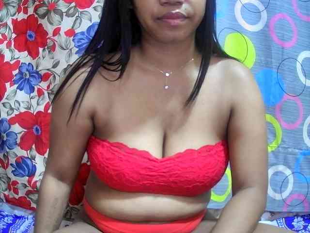 lesly11 webcam