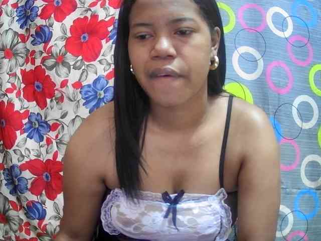 lesly11 webcam