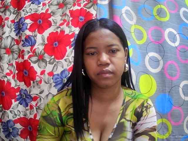 lesly11 webcam