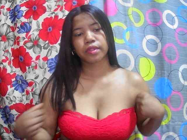 lesly11 webcam
