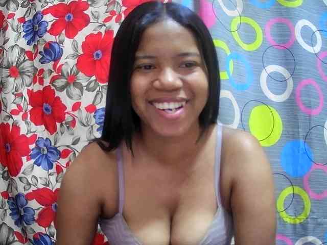 lesly11 webcam