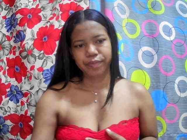 lesly11 webcam