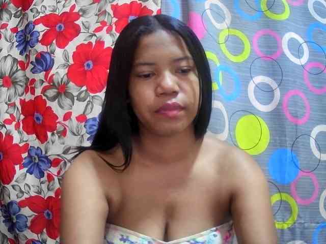 lesly11 webcam