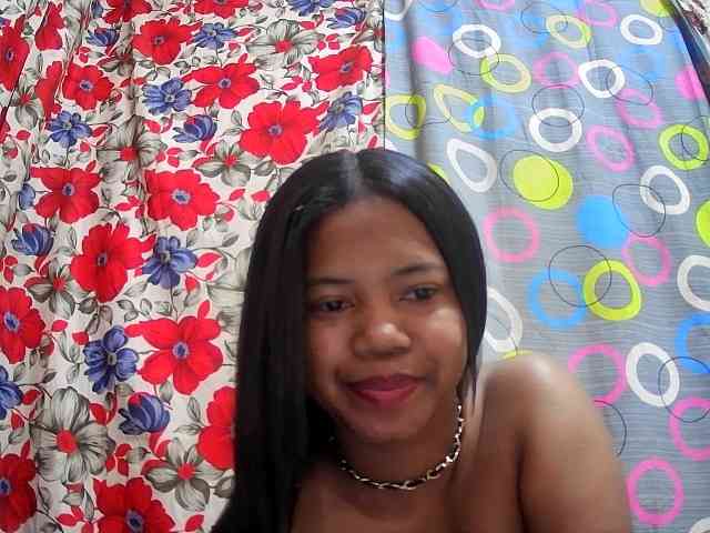 lesly11 webcam